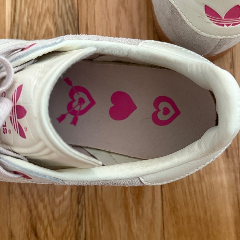 Adidas Women's Gazelle White and Pink Sneakers | limited edition - Picture 5 of 7